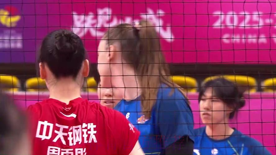 中国女排超级联赛:江苏中天钢铁VS辽宁东港草莓 中国女排超级联赛:江苏中天钢铁VS辽宁东港草莓